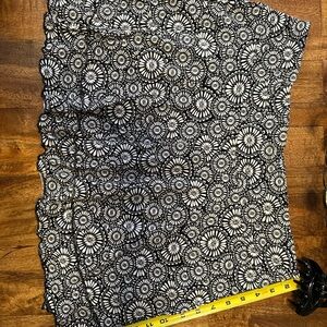 LOFT Black and White Floral Lace-Print Top